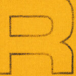 Pilled Sweater Gold - Image 3